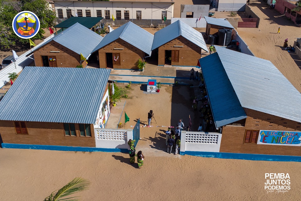 Ministra e Embaixadores Europeus visitam em Pemba Primeira Escolinha Municipal do País