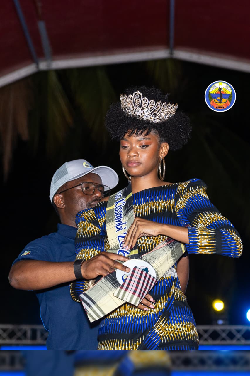 Shaquila Sumal vence concurso Miss Kissambi 2026